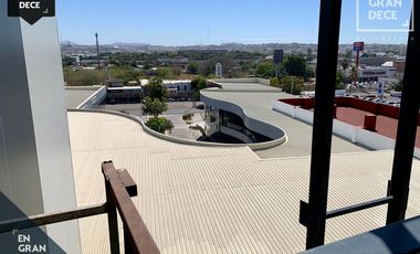 Locales en Renta Plaza Congreso, Sector Tres Rios, Blvd. Pedro Infante Corredor Automotriz, Ideal para restaurantes u oficinas. Estacionamiento Seguro