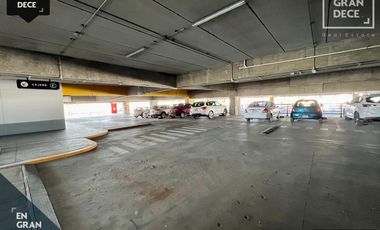 Locales en Renta Plaza Congreso, Sector Tres Rios, Blvd. Pedro Infante Corredor Automotriz, Ideal para restaurantes u oficinas. Estacionamiento Seguro