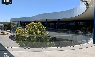 Locales en Renta Plaza Congreso, Sector Tres Rios, Blvd. Pedro Infante Corredor Automotriz, Ideal para restaurantes u oficinas. Estacionamiento Seguro