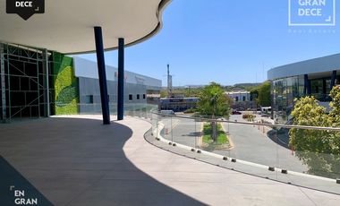 Locales en Renta Plaza Congreso, Sector Tres Rios, Blvd. Pedro Infante Corredor Automotriz, Ideal para restaurantes u oficinas. Estacionamiento Seguro