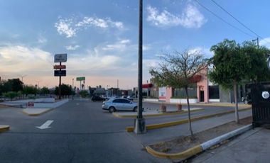 Locales en Renta Sector Tres Rios, en Esquina Blvd. Sanchez Alonso Junto a Taipak, Mochomos, Carls Jr. Aurrera, Cercano a Plaza Cuatro Rios.