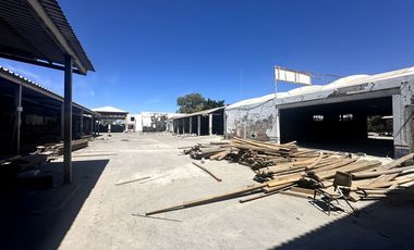 Bodega y Tienda Comercial en Renta en Calzada Aeropuerto por Zona Sur de Culiacán