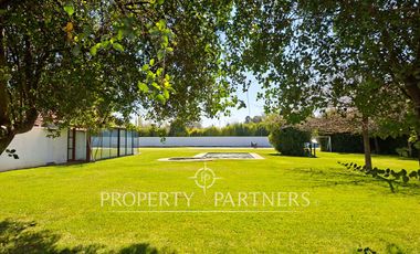 Gran casa en exclusivo condominio