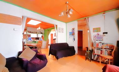 Gran Casa con Terreno Piscina y Bodega Venta Quinta Normal