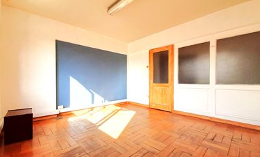 Oficina Bajos GGCC Todo Uso Recepción 1 baño Venta Santiago
