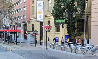 Oficina Bajos GGCC Todo Uso Recepción 1 baño Venta Santiago