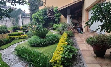 SE VENDE EXCELENTE CASA EN BOSQUES DE LAS LOMAS (V)