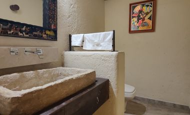 SE VENDE EXCELENTE CASA EN BOSQUES DE LAS LOMAS (V)