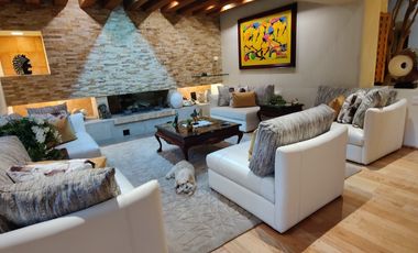 SE VENDE EXCELENTE CASA EN BOSQUES DE LAS LOMAS (V)