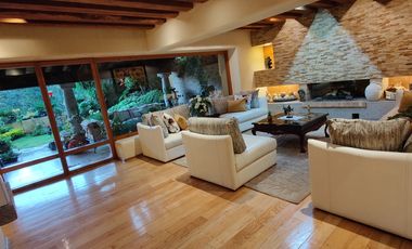 SE VENDE EXCELENTE CASA EN BOSQUES DE LAS LOMAS (V)