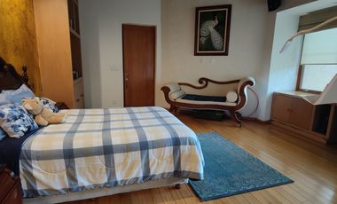 SE VENDE EXCELENTE CASA EN BOSQUES DE LAS LOMAS (V)