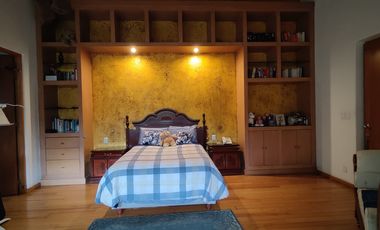 SE VENDE EXCELENTE CASA EN BOSQUES DE LAS LOMAS (V)