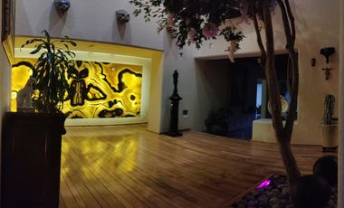 SE VENDE EXCELENTE CASA EN BOSQUES DE LAS LOMAS (V)