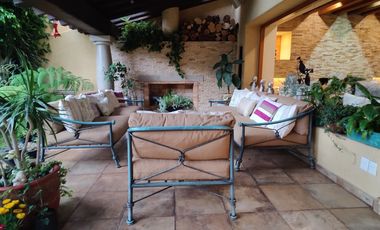 SE VENDE EXCELENTE CASA EN BOSQUES DE LAS LOMAS (V)