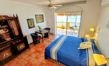 Manzanillo, Colima, Club Santiago Hermosa Casa Amueblada a Pie de Playa