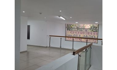 LOCAL COMERCIAL EN ARRIENDO EN EL CENTRO - LAS NIEVES
