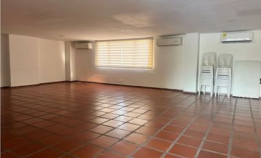 Arriendo apartamento cerca dann carlton