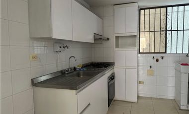 Arriendo apartamento cerca dann carlton