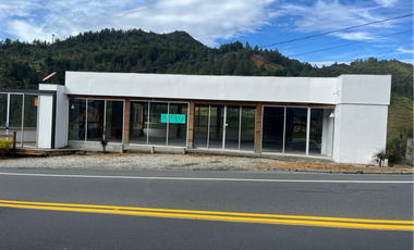 Apto- Local en venta en El Retiro, Antioquia.