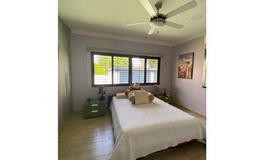 BETANIA / LA GLORIA / 530M / 4 HABITACIONES / 3 PARKING / TERRAZA