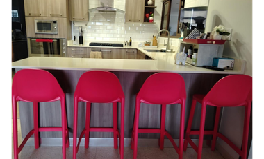 BETANIA / LA GLORIA / 530M / 4 HABITACIONES / 3 PARKING / TERRAZA