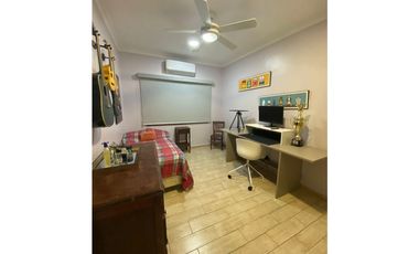 BETANIA / LA GLORIA / 530M / 4 HABITACIONES / 3 PARKING / TERRAZA