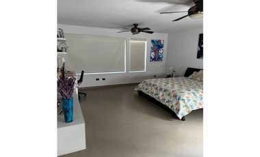 BETANIA / LOS ANGELES / 484M / 4 HABITACIONES / 4 PARKING / 2 NIVELES