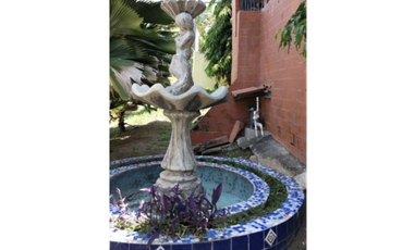 BETANIA / LOS ANGELES / 470M / 3 HABITACIONES / 3 PARKING / PISCINA