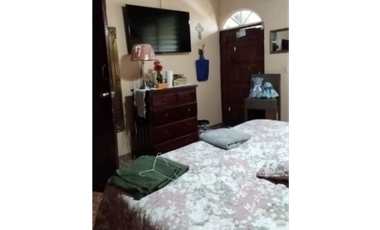 BETANIA / LOS ANGELES / 470M / 3 HABITACIONES / 3 PARKING / PISCINA