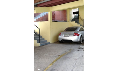 BETANIA / LOS ANGELES / 470M / 3 HABITACIONES / 3 PARKING / PISCINA