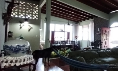 BETANIA / LOS ANGELES / 470M / 3 HABITACIONES / 3 PARKING / PISCINA