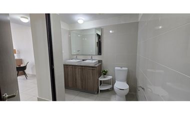 En venta Apartamento Amoblado en Midrise - Woodlands, Panamá Pacífico