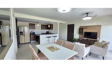 En venta Apartamento Amoblado en Midrise - Woodlands, Panamá Pacífico