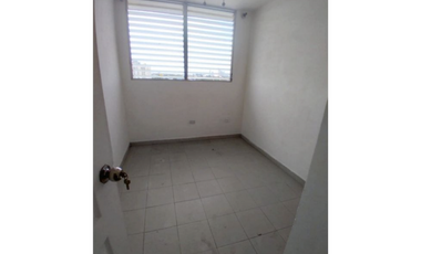 RIO ABAJO / PH TORRES DE ESPAÑA / 79M / 3 HABITACIONES / BALCON