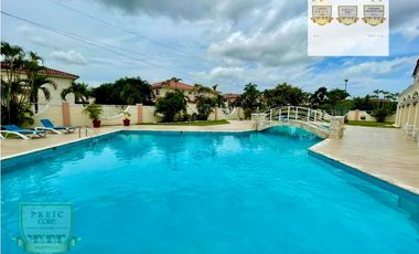 SE VENDE CASA UNIFAMILIAR EN VILLA VALENCIA, COSTA SUR (MC)