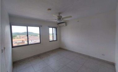 Venta de apartamento en Panama Pacífico (Midrise) GTA