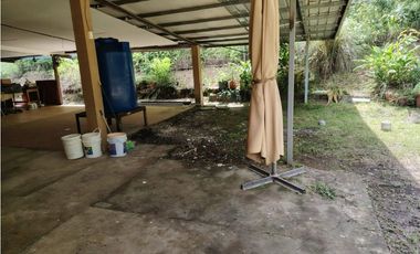 HOWARD / 1300M / 4 HABITACIONES / AMPLIO PATIO / CON PORTON JC