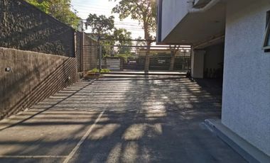 DEPARTAMENTO TIPO MARIPOSA CON ESTACIONAMIENTO