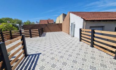 Departamento Tipo Casa en venta en Lanus Oeste