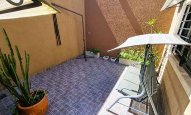 Departamento Tipo Casa en venta en Lanus Oeste
