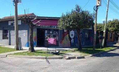 Casa en venta en Ezpeleta Este