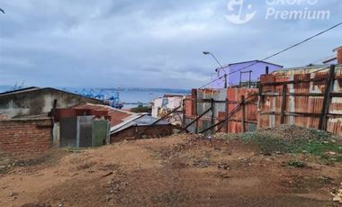 Terreno Construccion  en Venta en Pio Baroja / Castillo