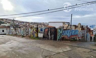 Terreno Construccion  en Venta en Pio Baroja / Castillo