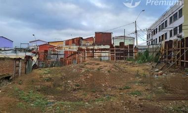 Terreno Construccion  en Venta en Pio Baroja / Castillo