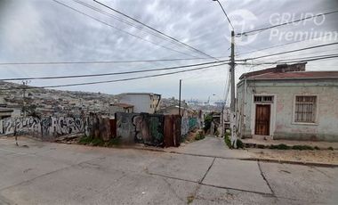 Terreno Construccion  en Venta en Pio Baroja / Castillo