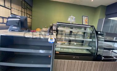 LOCAL COMERCIAL EN ALQUILER – PUERTO SANTA ANA, CON VISTA AL RÍO