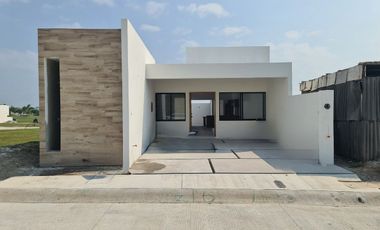 Casa en Venta en Punto Lomas | De un piso