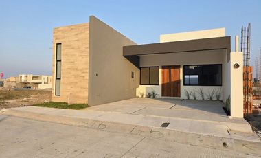 Casa en Venta en Punto Lomas | De un piso