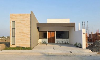 Casa en Venta en Punto Lomas | De un piso