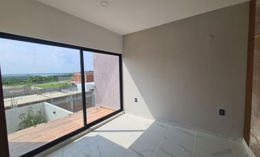 Casa en Venta en Lomas de la Rioja | con gran jardín